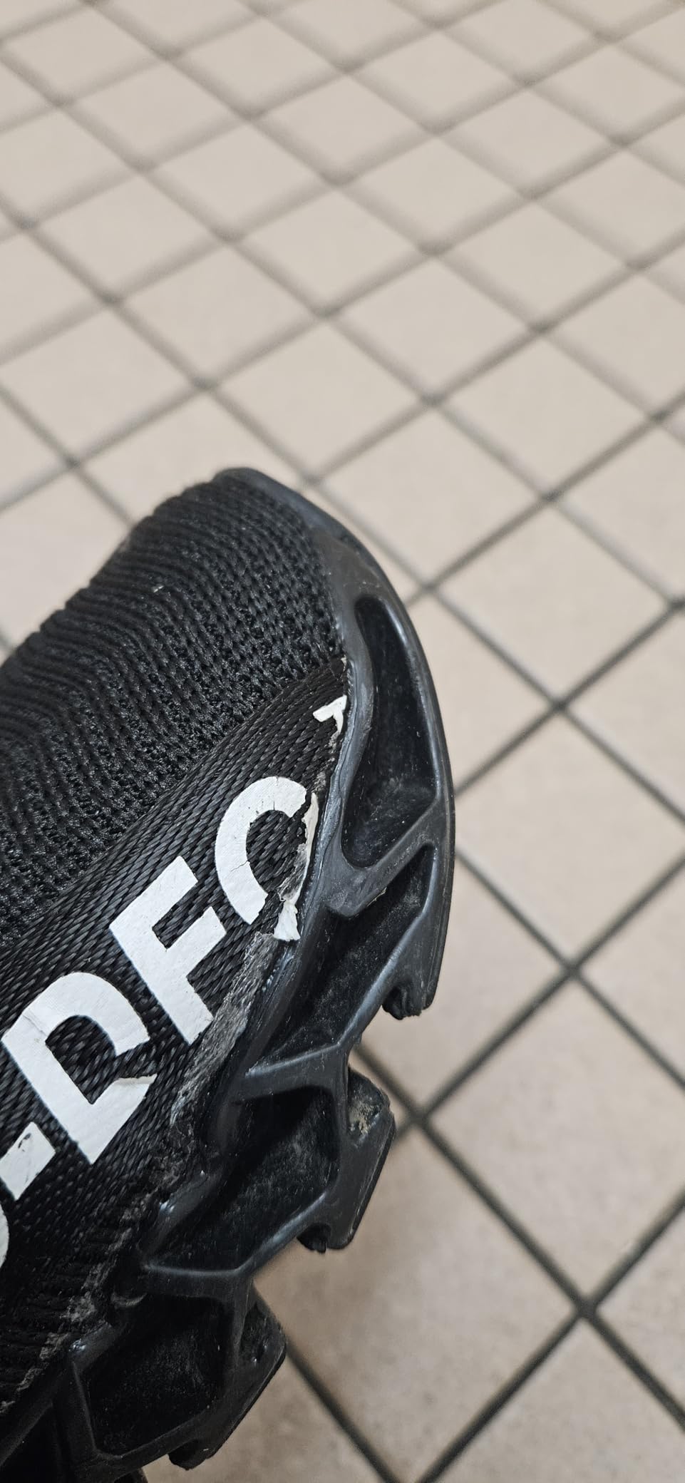 Bottom sole view of FRSHANIAH shoe showing TPU outsole pattern and potential wear characteristics