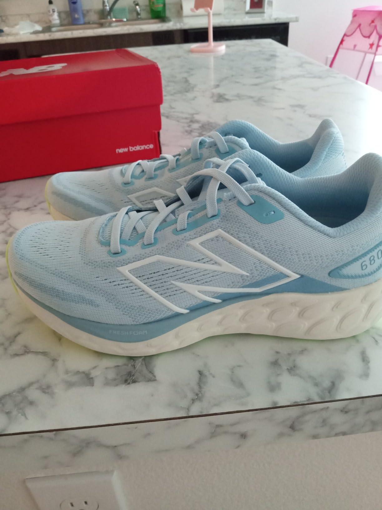 New Balance Women's Fresh Foam 680 V8 final product shot showing complete shoe design