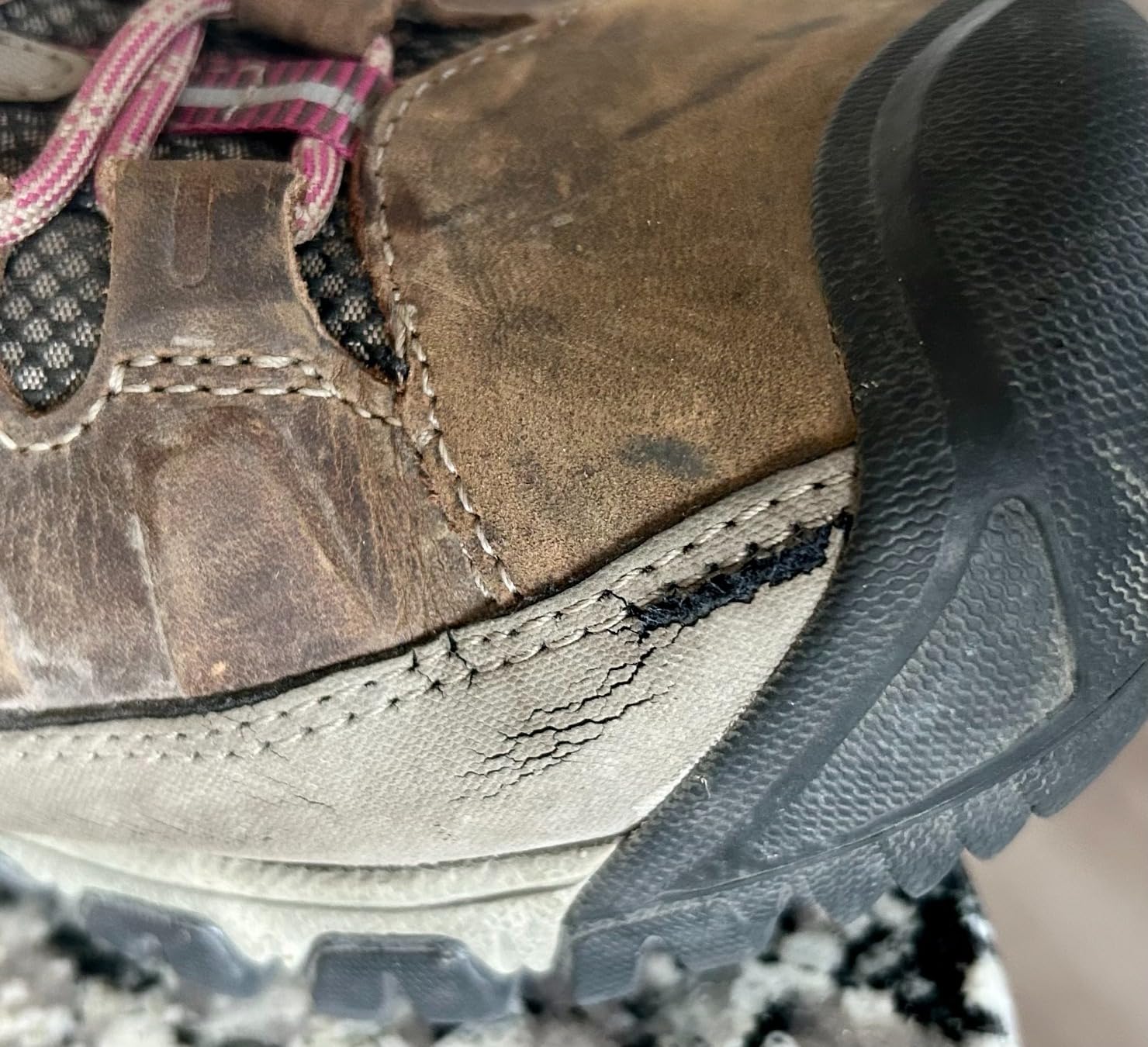 KEEN Women's Targhee III marketing claims compared to real-world durability performance
