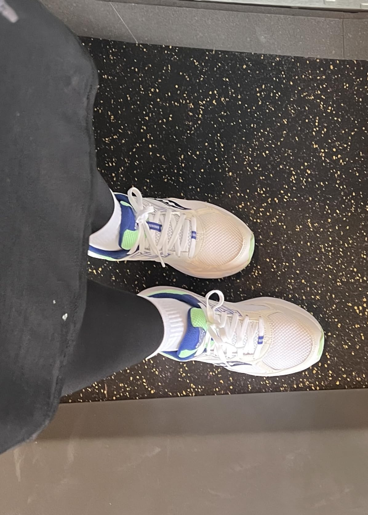 Side profile of Kinvara 12 showing PWRRUN midsole cushioning and outsole design
