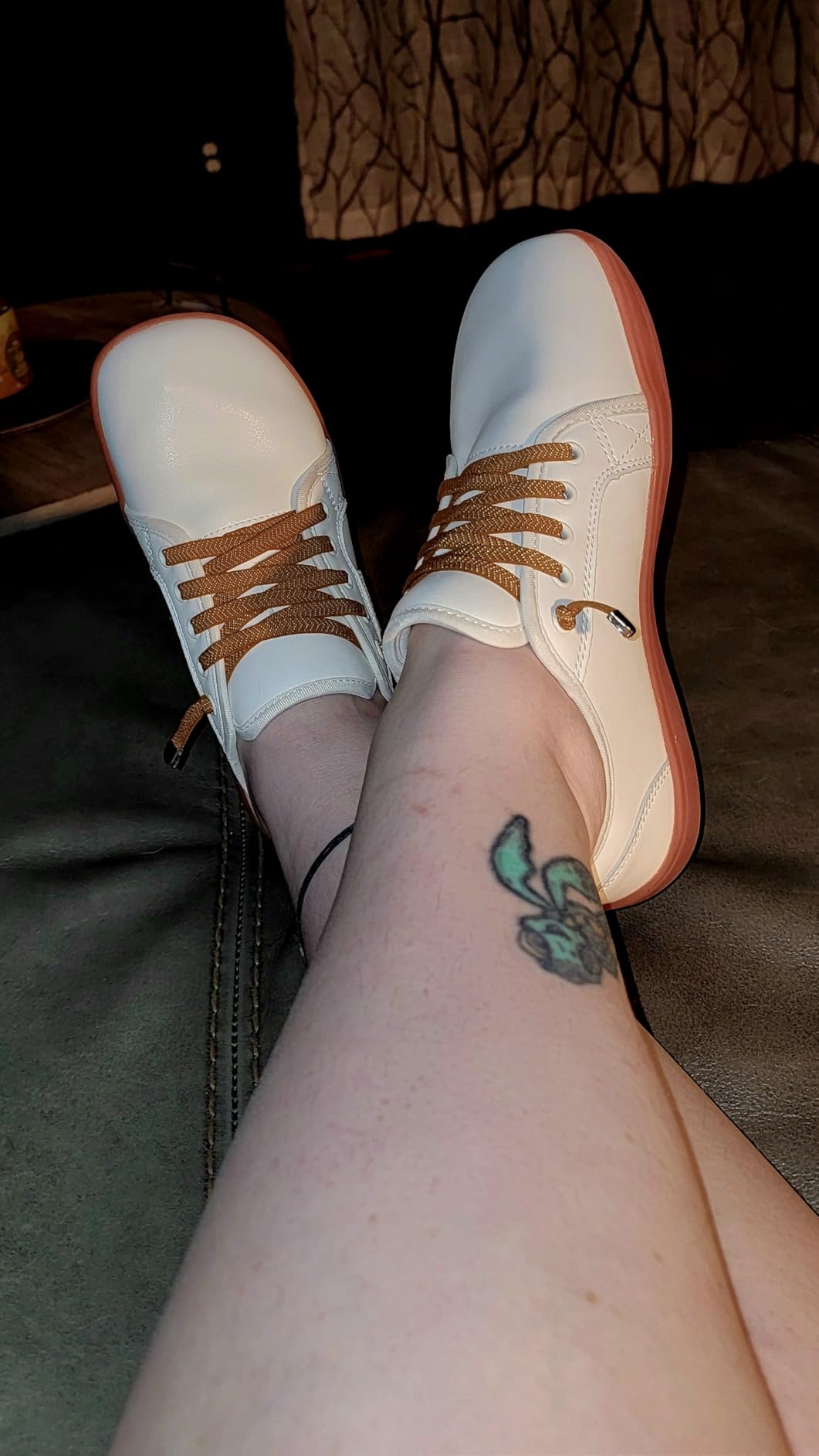 Multiple family shoes with Hstgaga elastic laces showing versatility across different shoe types including sneakers and boots