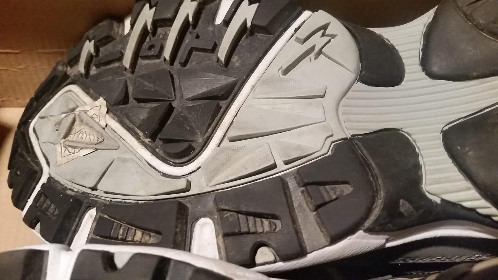 Skechers Stamina Nuovo Cutback detail showing wear areas and construction quality during long-term use