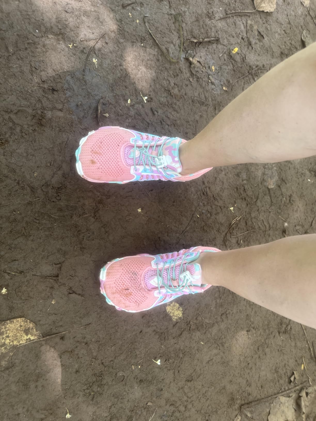 Close-up of Scurtain water shoes mesh upper showing drainage holes and flexible knit construction