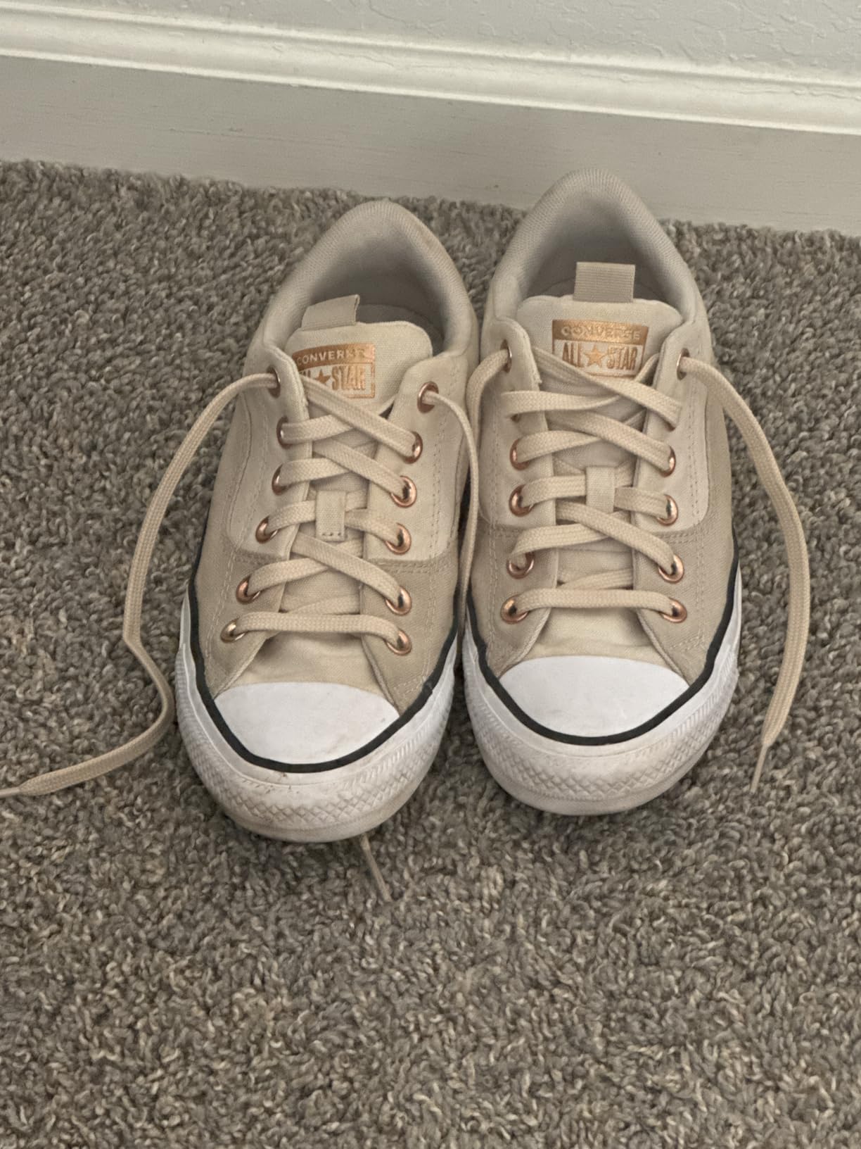 Handshop shoelaces on children's athletic shoes after four weeks of active daily wear showing minimal wear