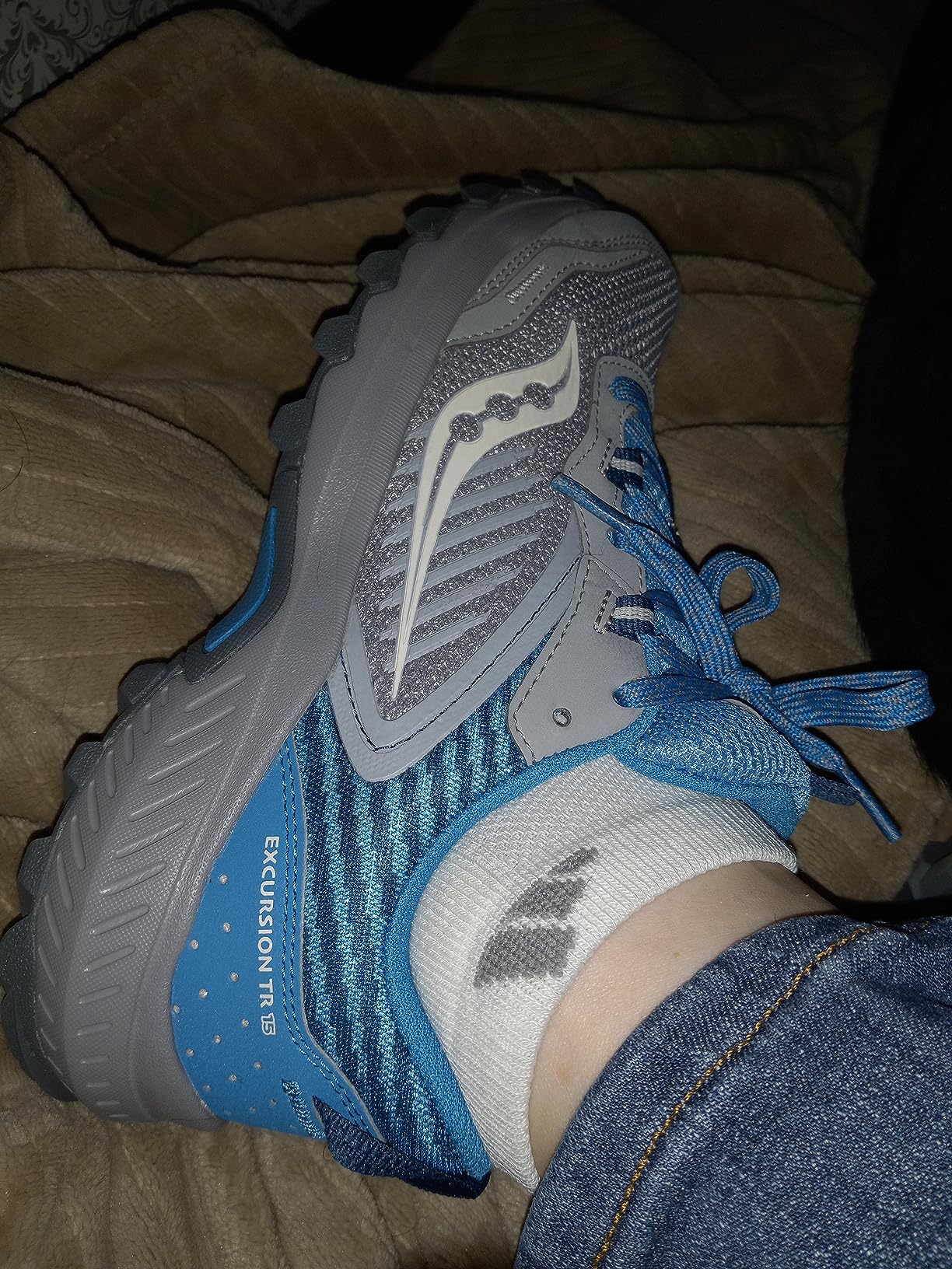 Saucony Excursion TR15 midsole side profile showing VERSARUN cushioning layer and 8mm heel-to-toe drop
