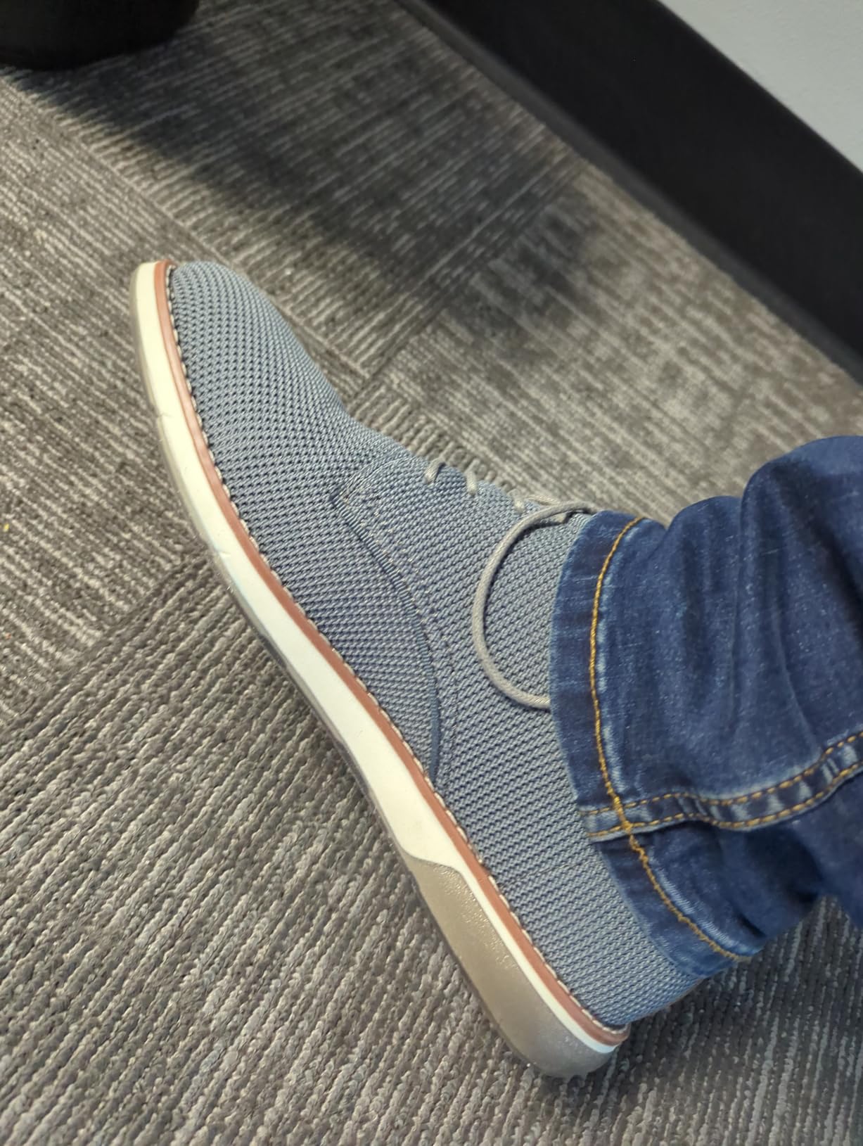 Bruno Marc Oxford shoes showing lacing system and tongue construction detail