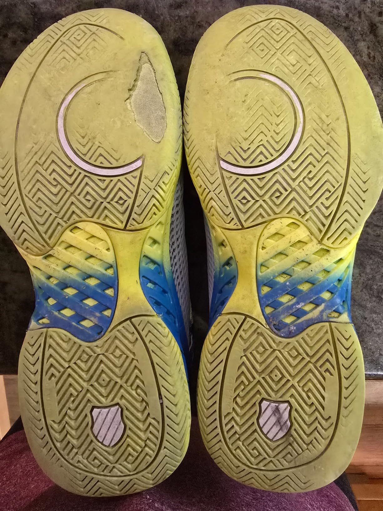 K-Swiss Express Light side profile showing DragGuard zones and mesh upper construction