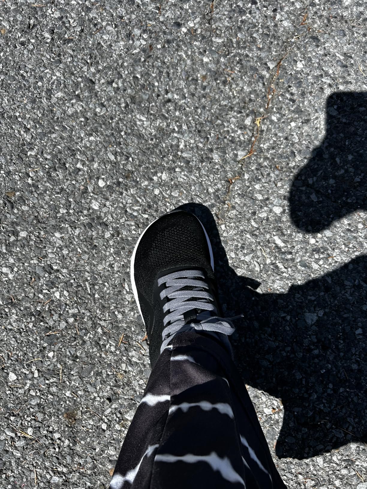 BRONAX shoe design detail emphasizing wide toe box geometry and forefoot structure