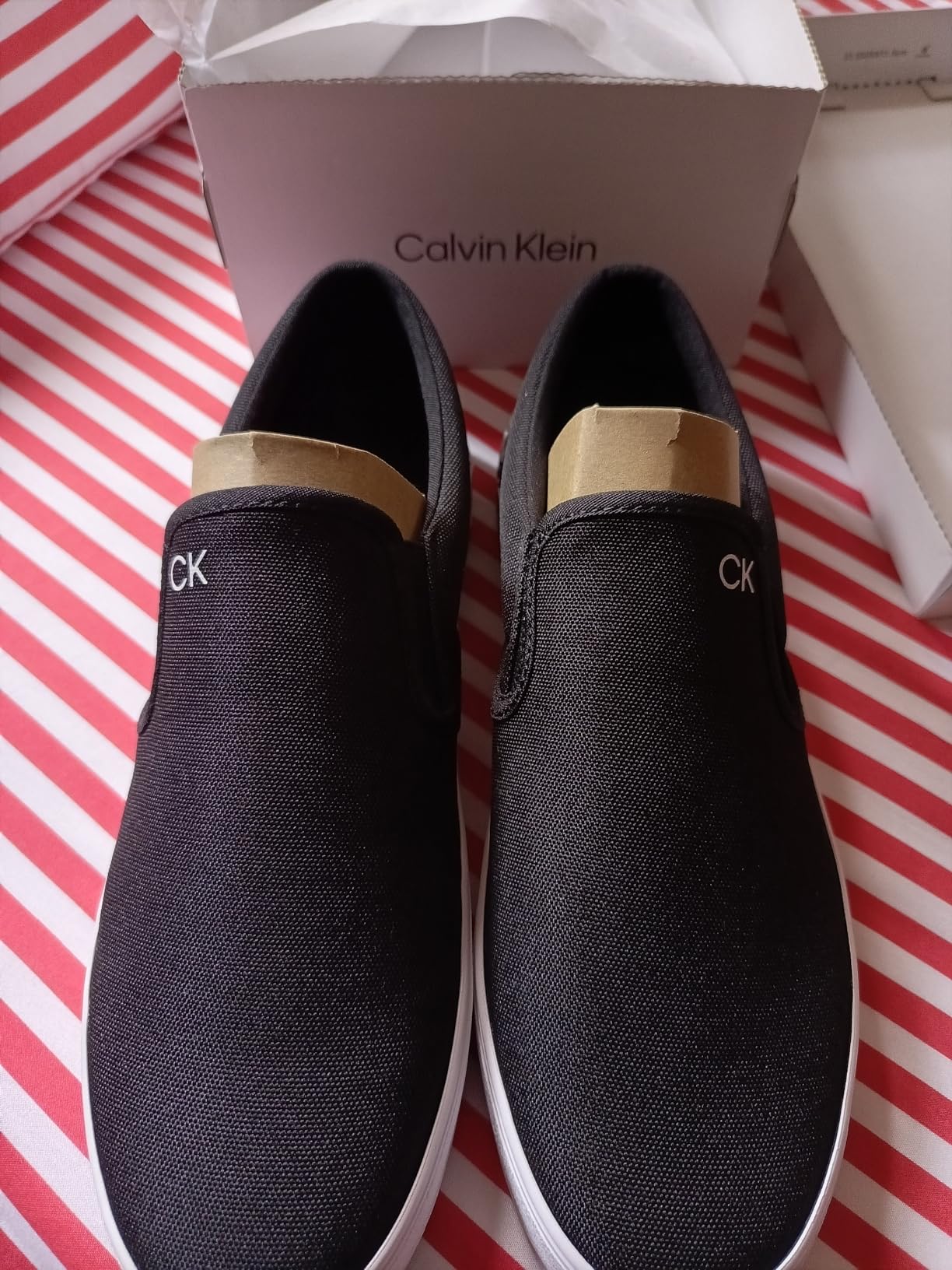 Calvin Klein Ryor canvas upper construction close-up view