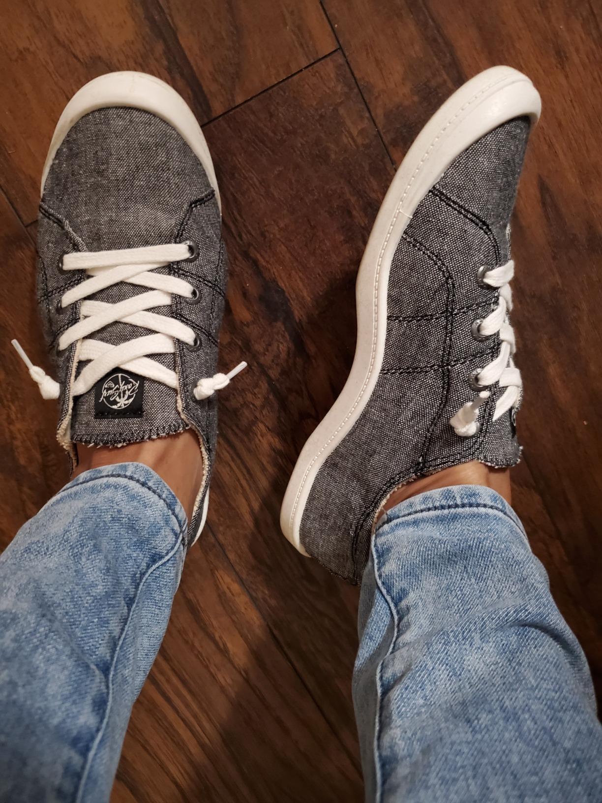 Roxy Bayshore sneakers worn during daily lifestyle activities showing casual styling