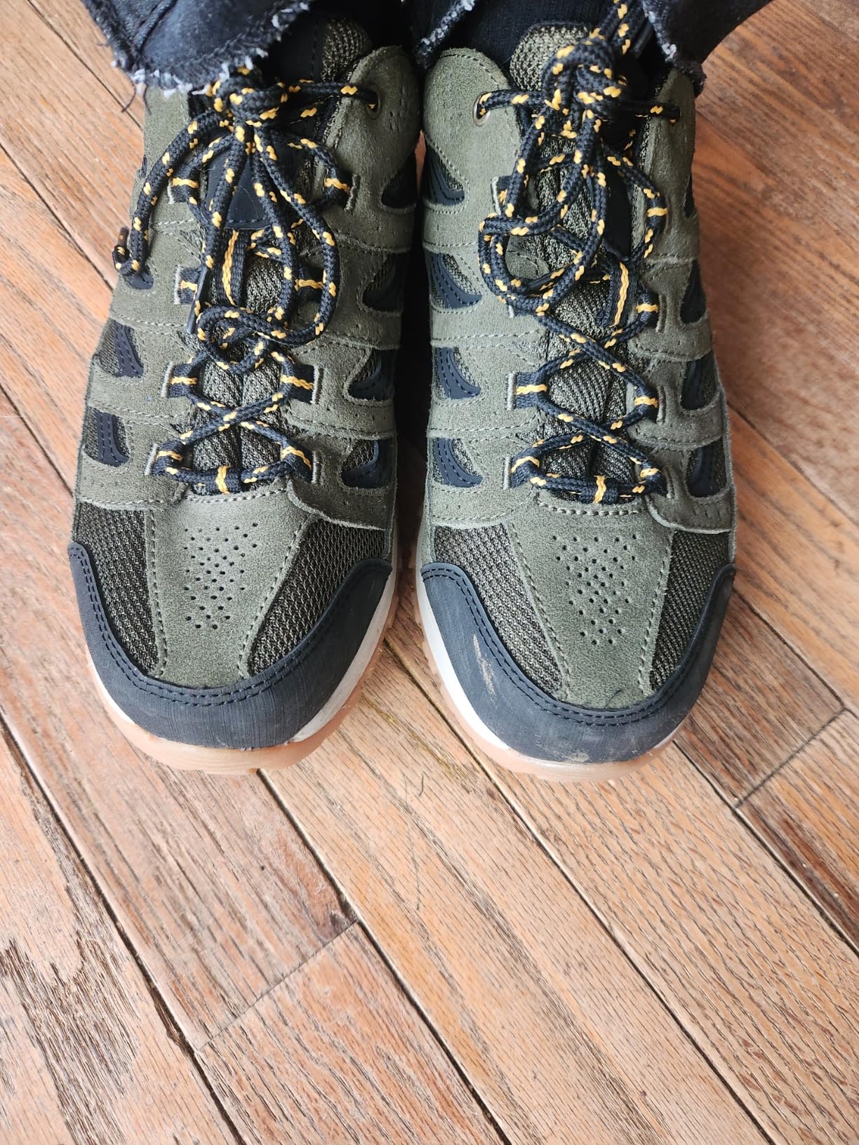 Columbia Men's Crestwood hiking shoe final assessment showing overall performance and recommendation