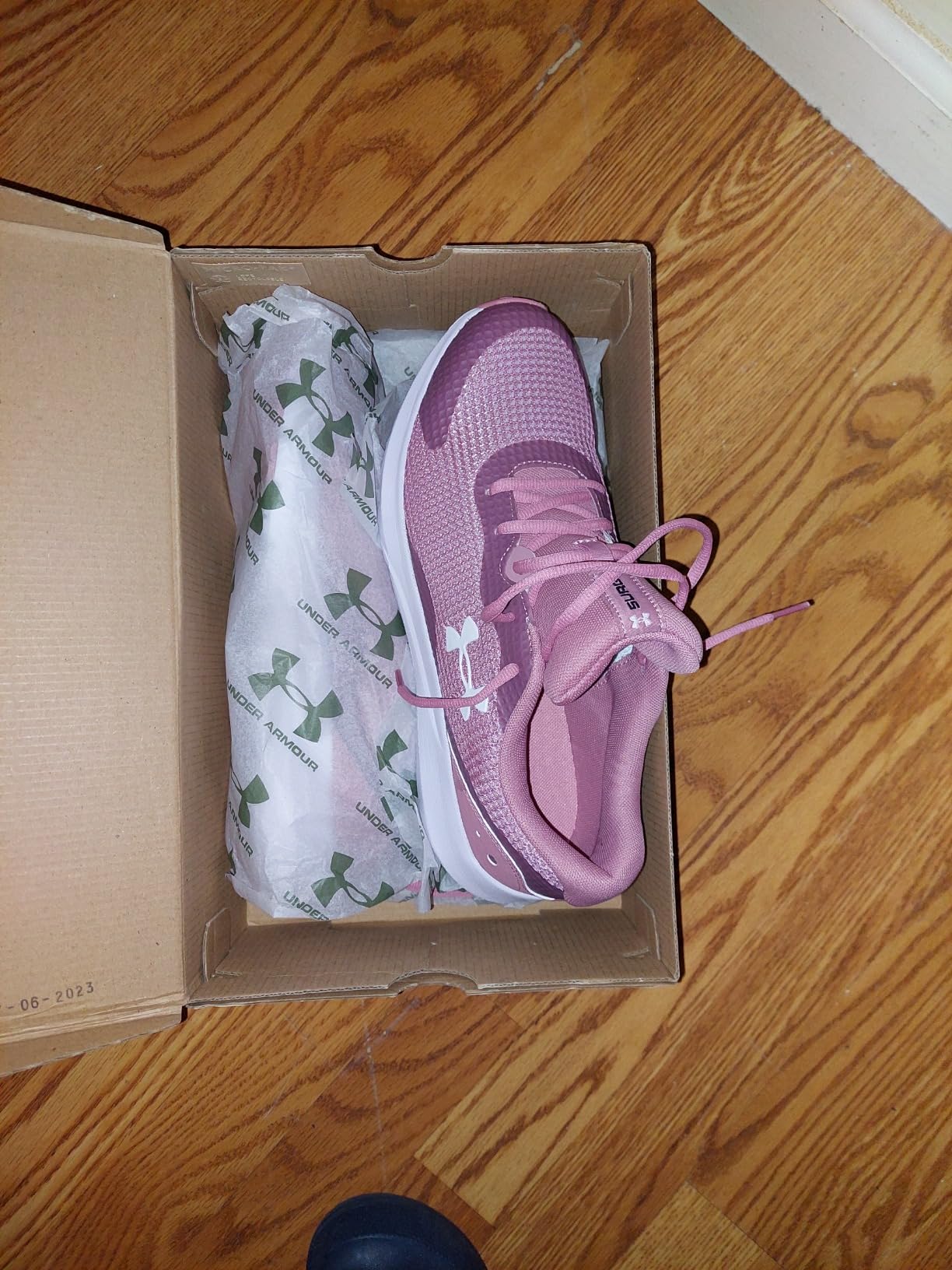 Under Armour Women's Surge 3 final product shot showing overall design and available colorways