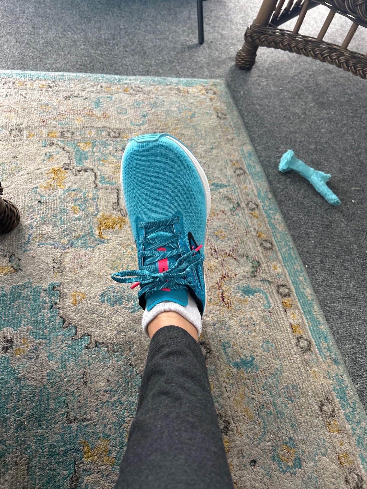Brooks Women's Launch 10 lightweight daily trainer — full shoe overview