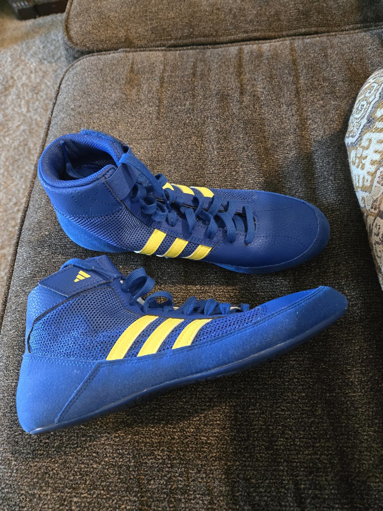 Adidas Youth HVC Wrestling Shoes lacing system and elasticized retention cover for competition use
