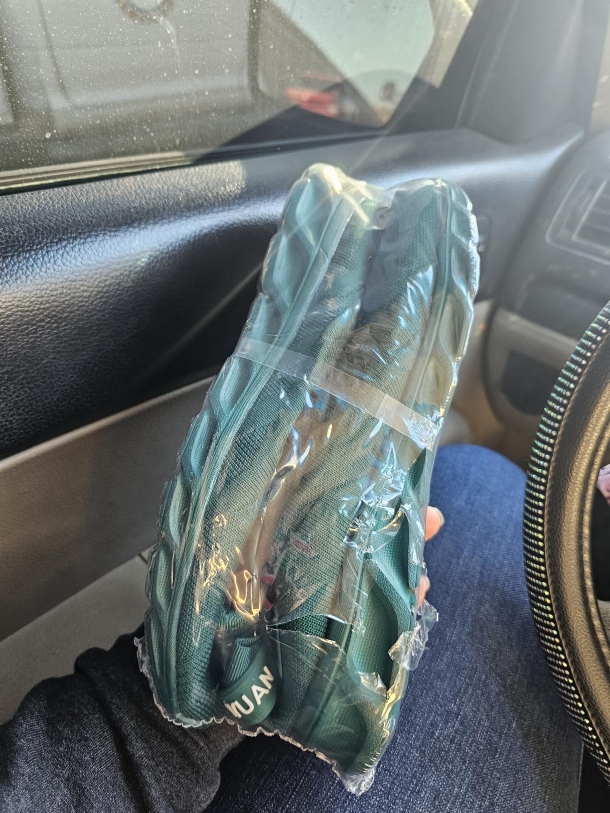 DLWKIPV side profile showing slip-on hybrid design with lace-up closure and minimal ankle collar height