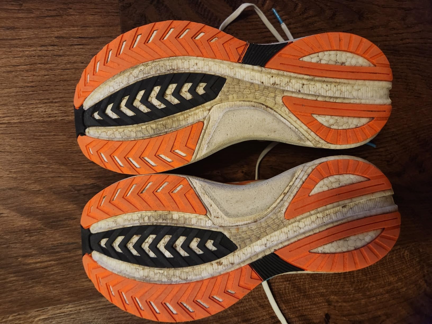 Saucony Tempus outsole showing carbon rubber tread pattern and foam construction
