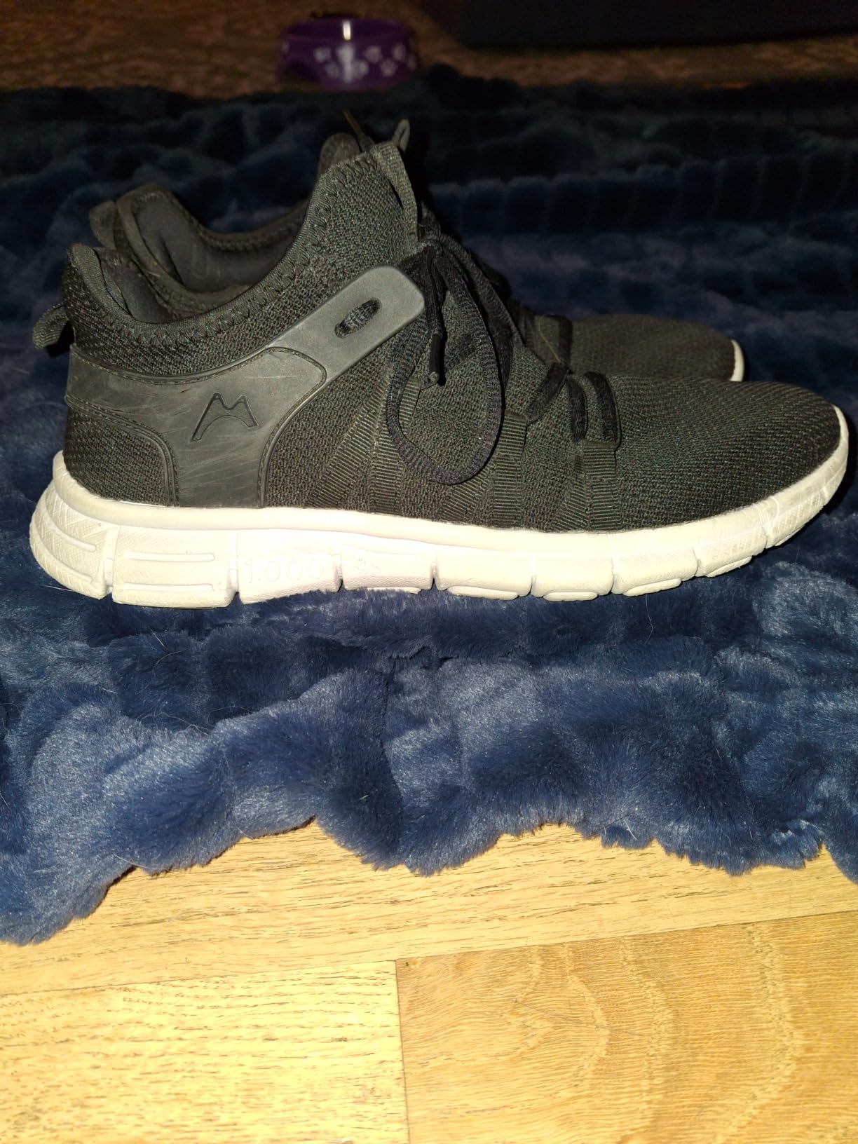 INZCOU shoes black colorway shown in professional setting demonstrating their versatile appearance for work environments