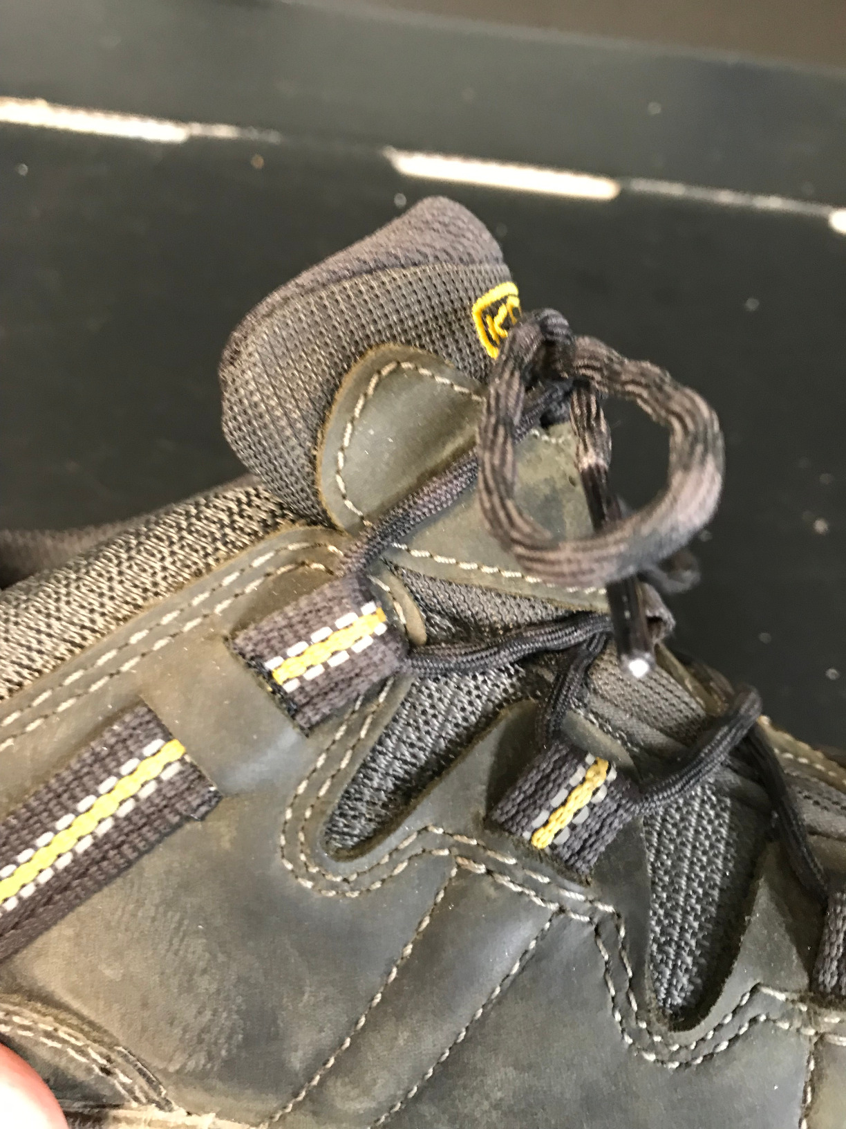 KEEN Targhee II outsole showing 4mm multi-directional KEEN ALL-TERRAIN rubber lug pattern