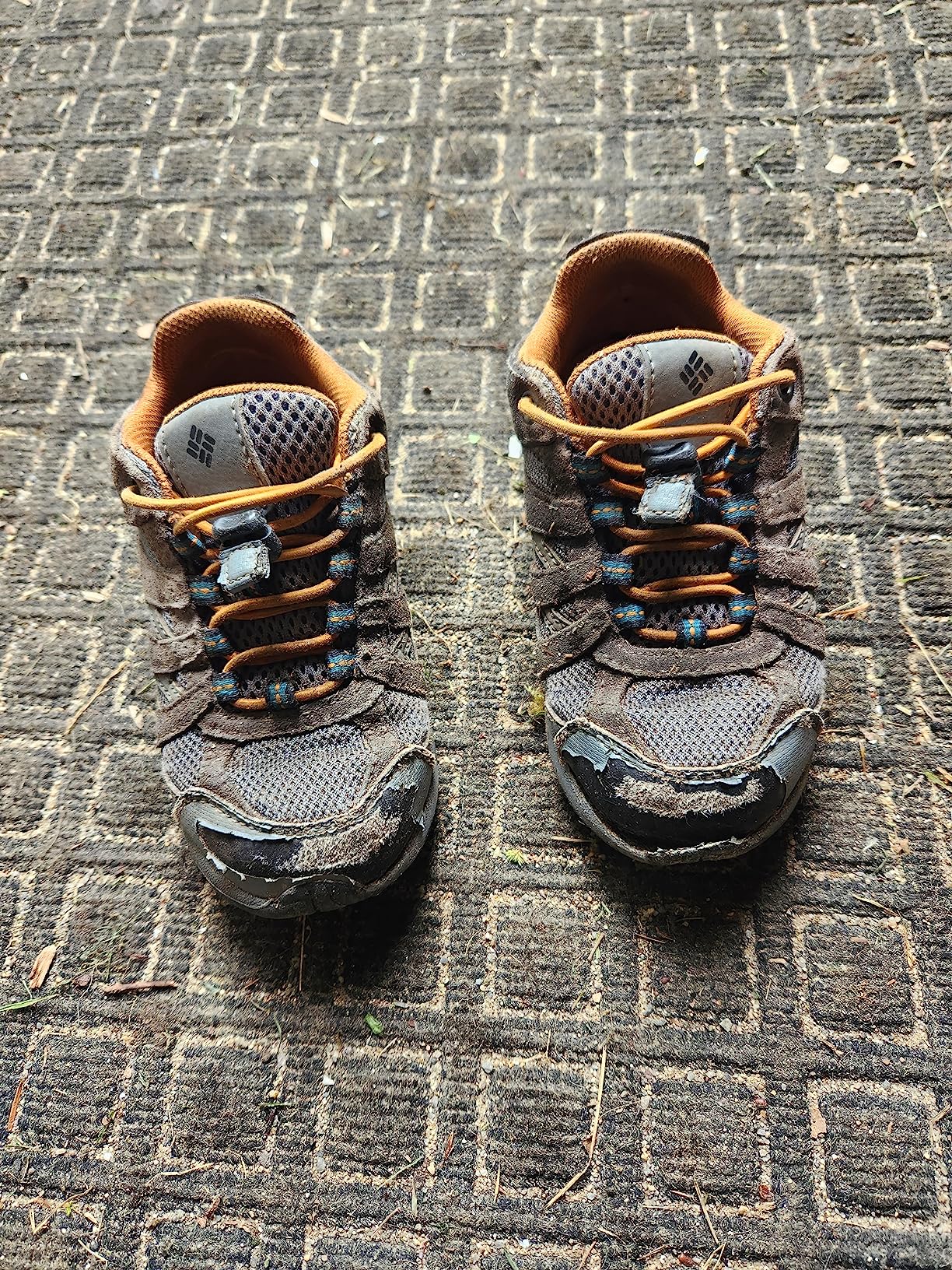 Columbia Redmond outsole showing Omni-Grip traction lug pattern designed for multi-terrain grip