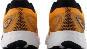New Balance Men's Fresh Foam 680 V8