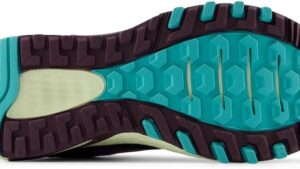 New Balance Women's 410v8 Trail Running Shoes