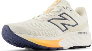 New Balance Women's Fresh Foam 520 V9 Running Shoes