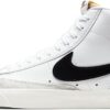 Nike Women's Blazer Mid '77 Sneaker