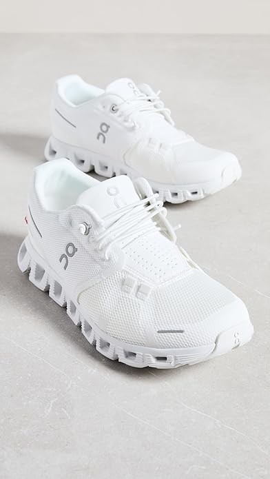 On Women's Cloud Sneakers Low Top Pearl