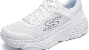 Skechers Men's Max Cushioning Endeavour Sneaker