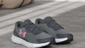 Under Armour Women's Surge 3 Running Shoe