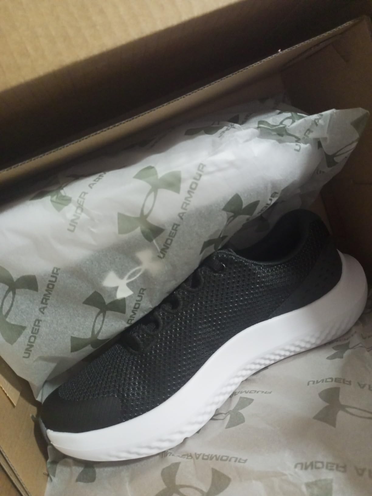 Under Armour Boys Surge 4 features compared to marketing claims after six weeks testing