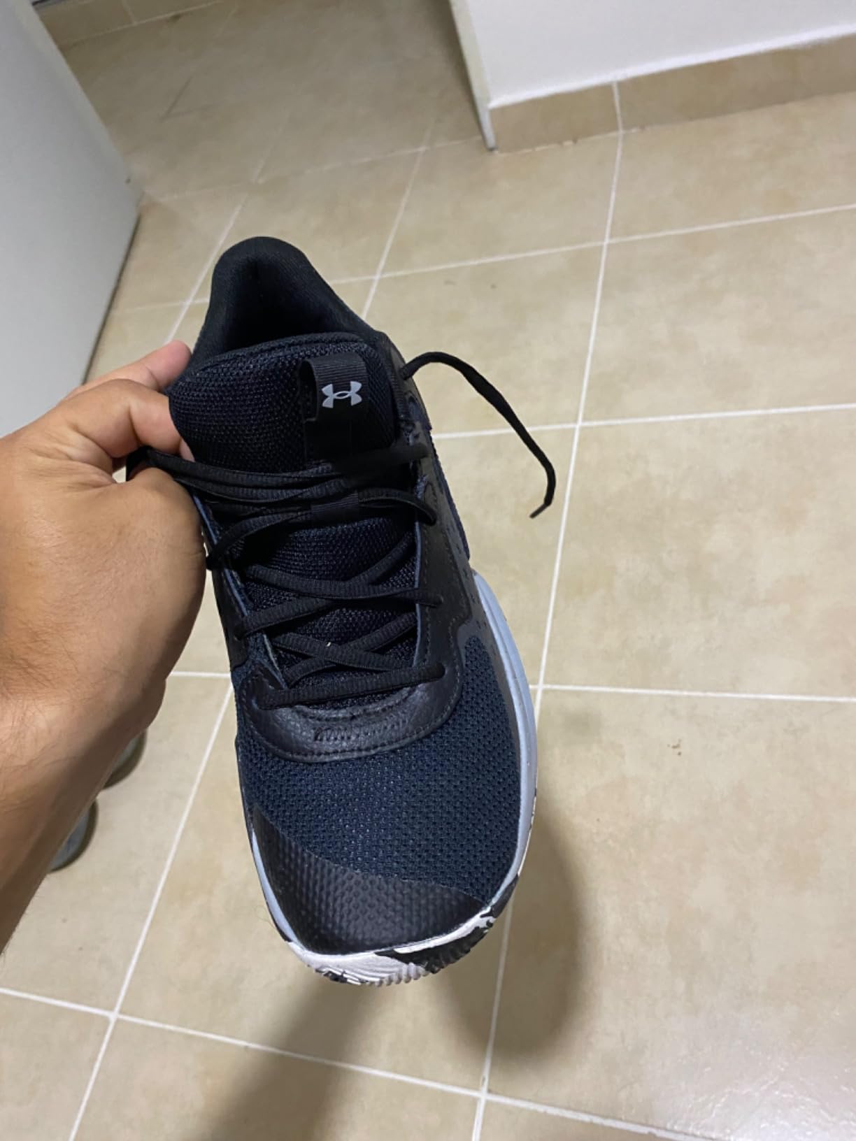 Under Armour Jet 23 basketball shoes with mixed material upper and anatomical rubber outsole traction pattern
