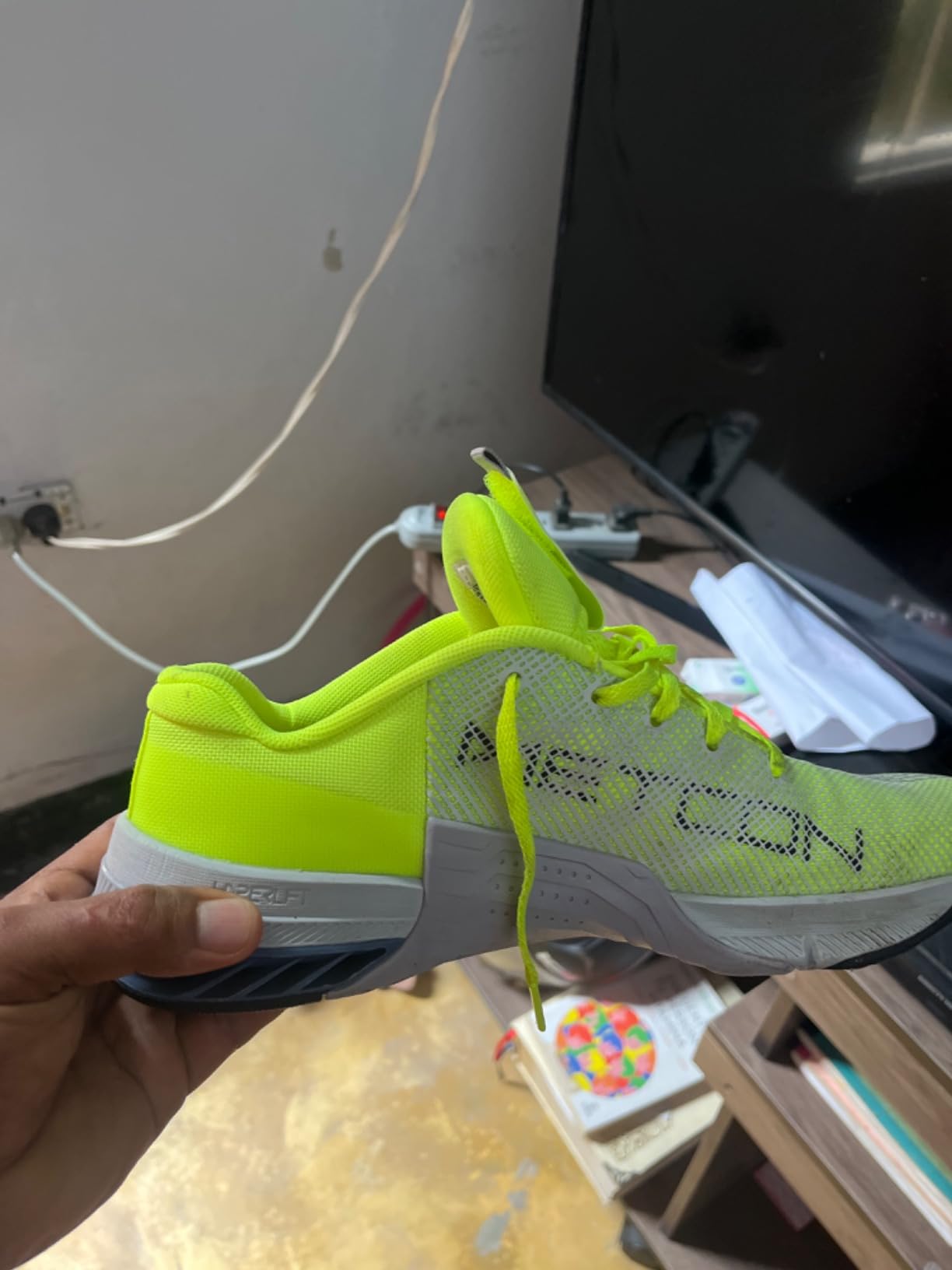 Nike Metcon 8 design overview showing complete shoe construction and build quality