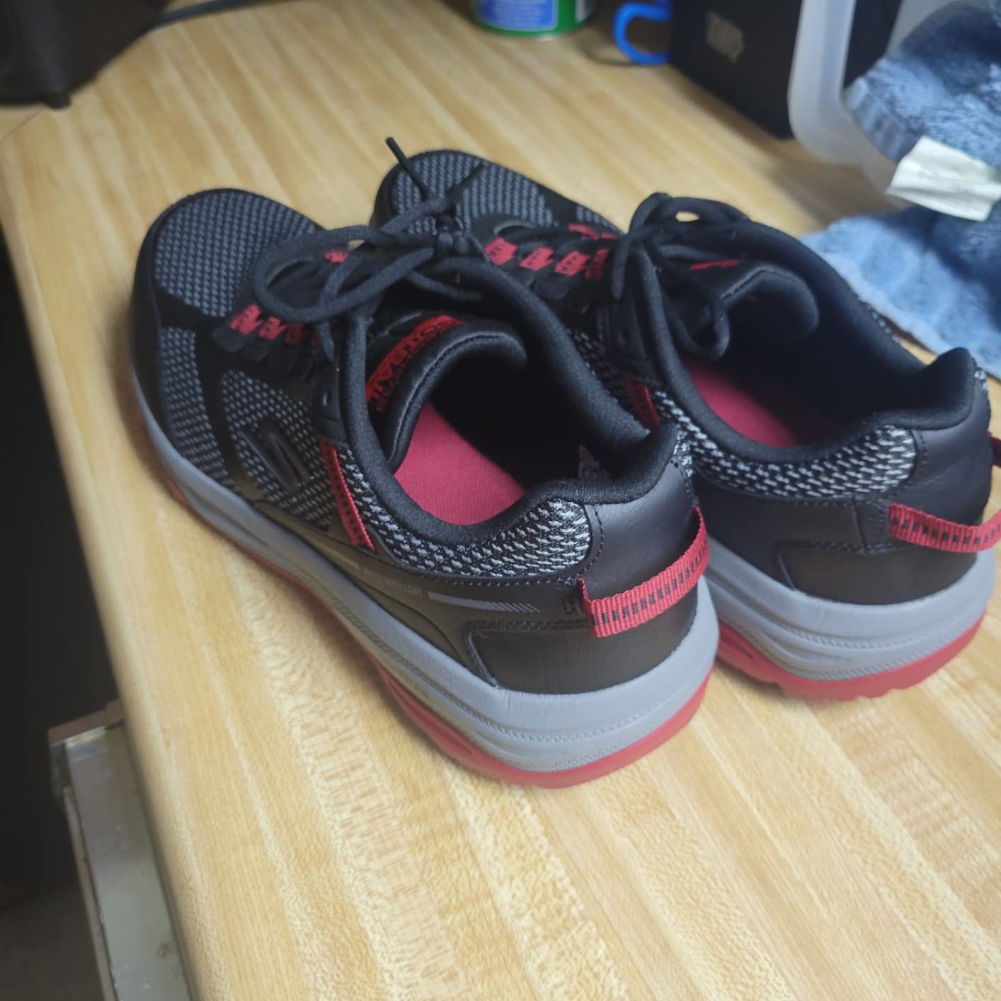 Skechers Go Run Trail Altitude wet weather testing showing water repellent performance on wet trail surface