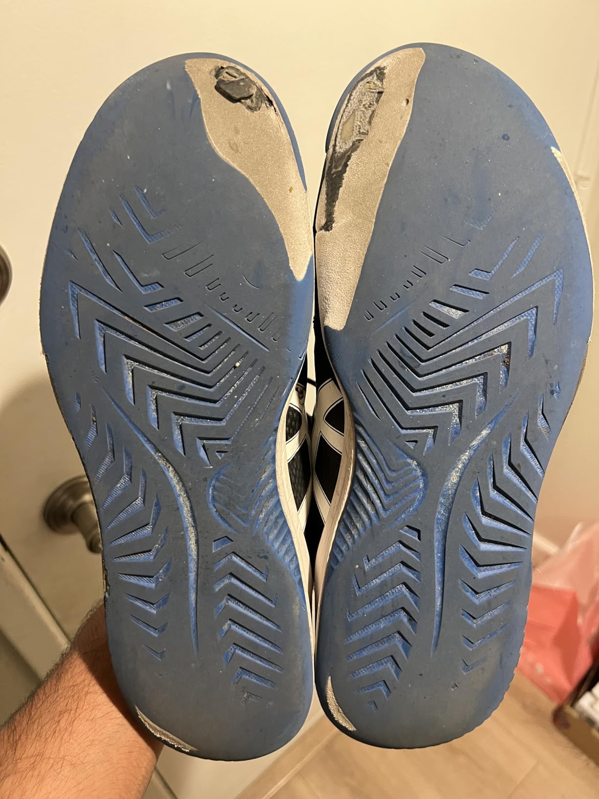 ASICS Gel-Dedicate 8 outsole wear after regular tennis play showing tread reduction
