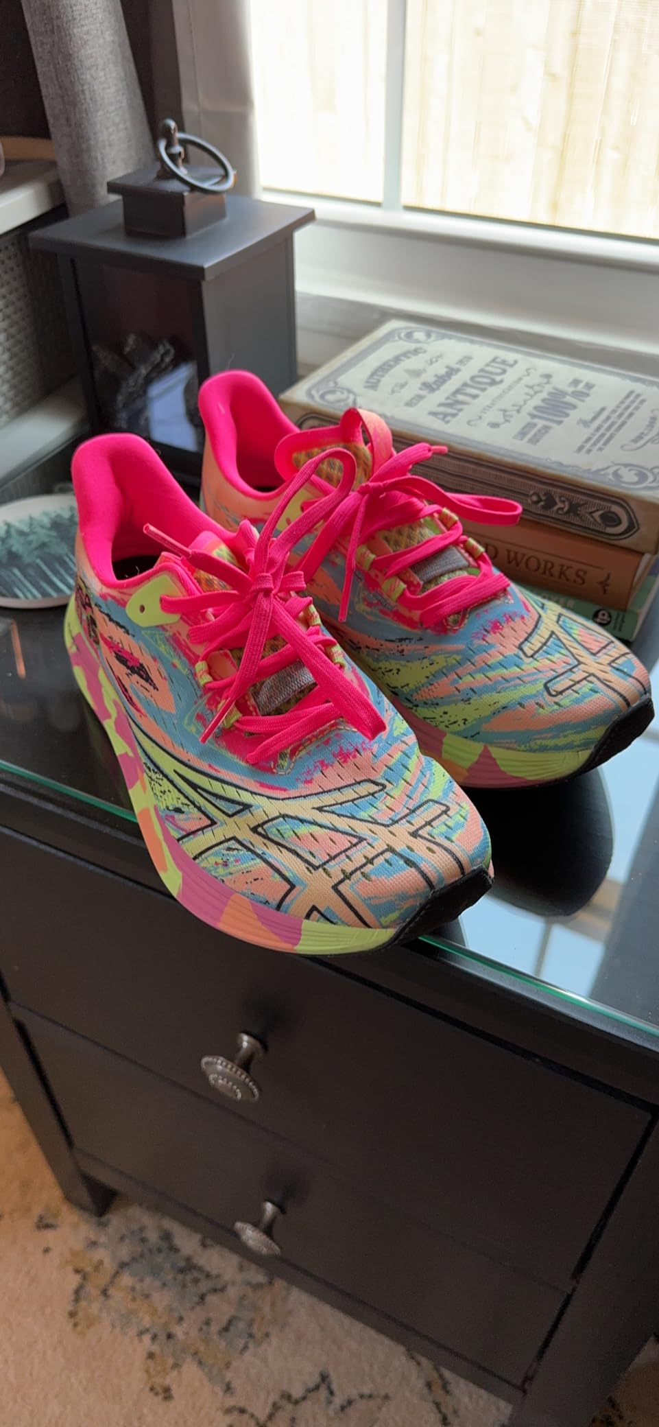 ASICS Noosa TRI 15 product features showcase including FF BLAST and GUIDESOLE technology details