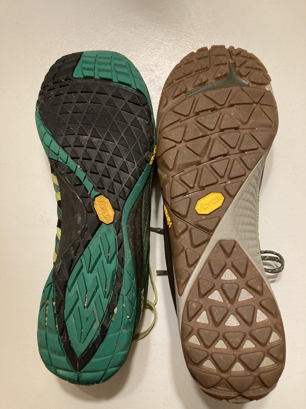 Side-by-side comparison showing Trail Glove 6 versus Trail Glove 4 toe box width differences clearly