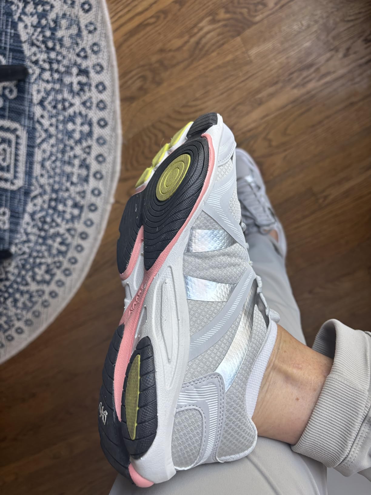 Ryka Influence anatomical insole arch support technology close-up view