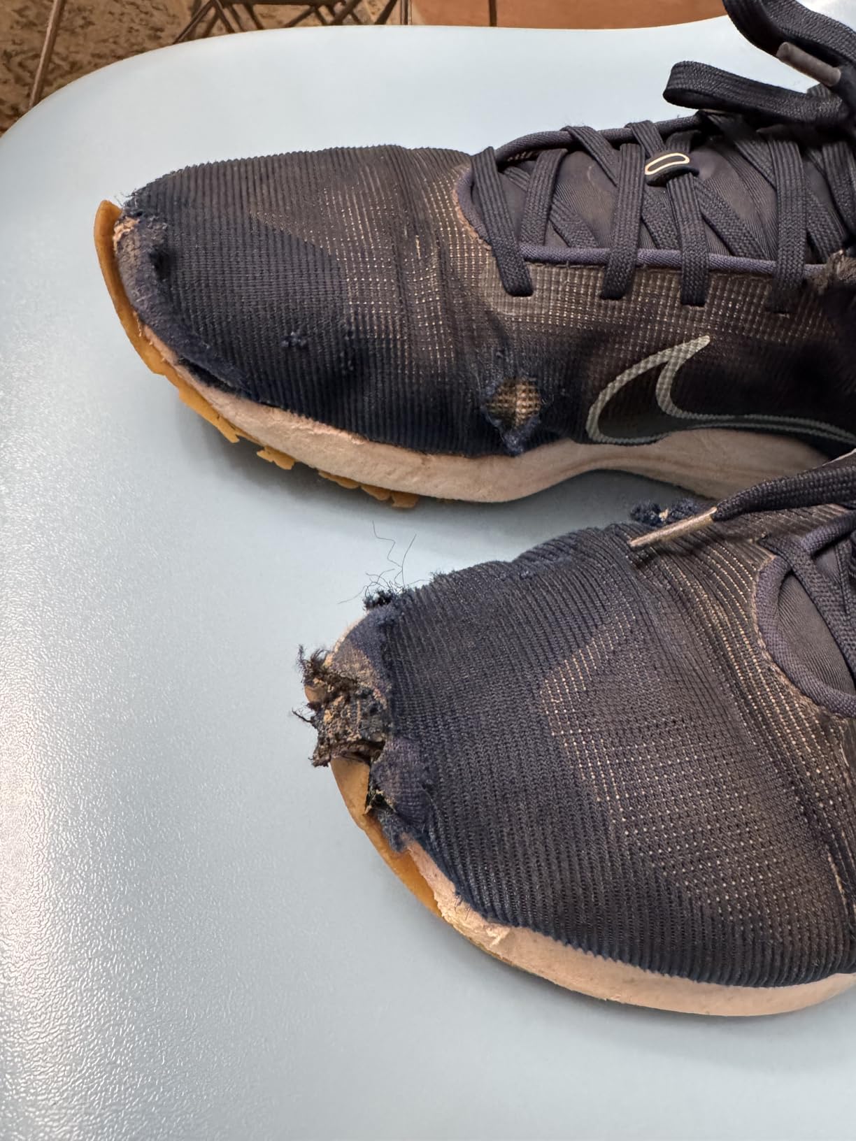 Nike Downshifter 12 user feedback showing diverse experiences across different activity contexts