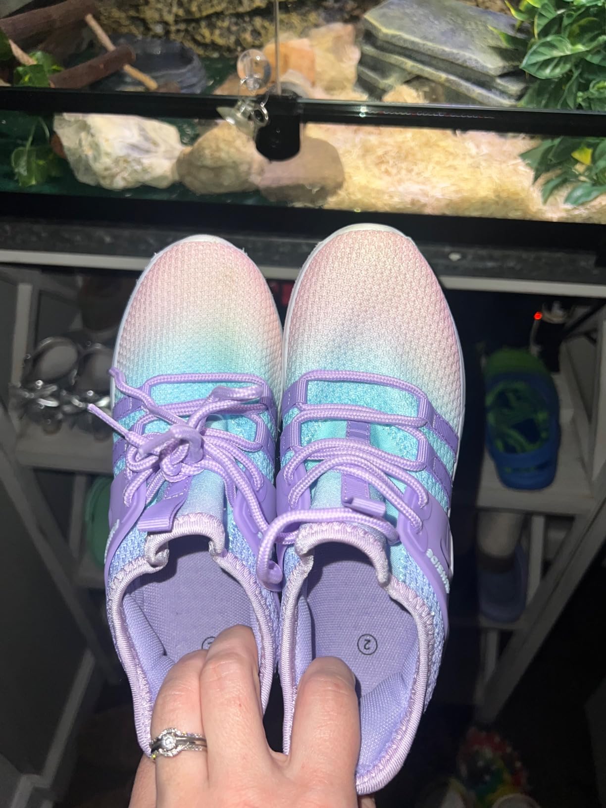 Bottom view of RUNSIDE Girls Tennis Shoes showing EVA outsole tread pattern