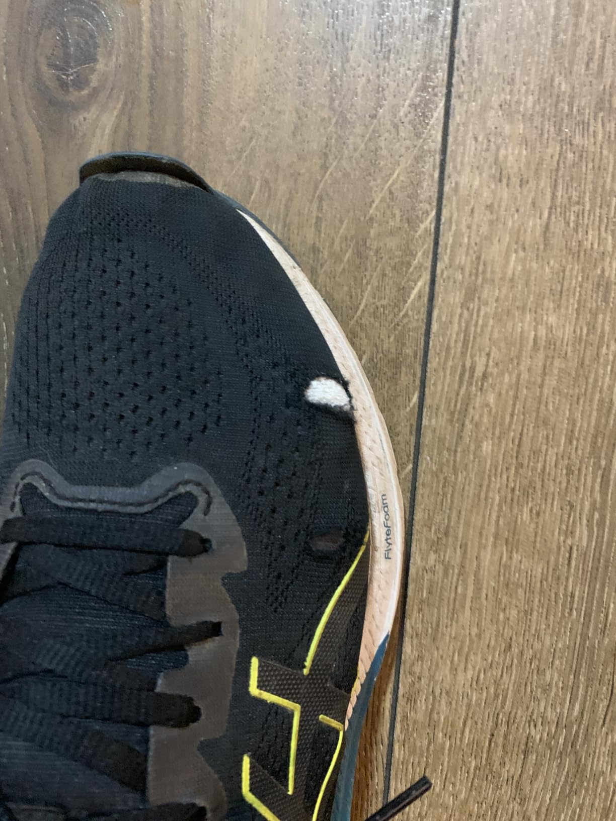 ASICS GT-1000 12 wear pattern from a different angle