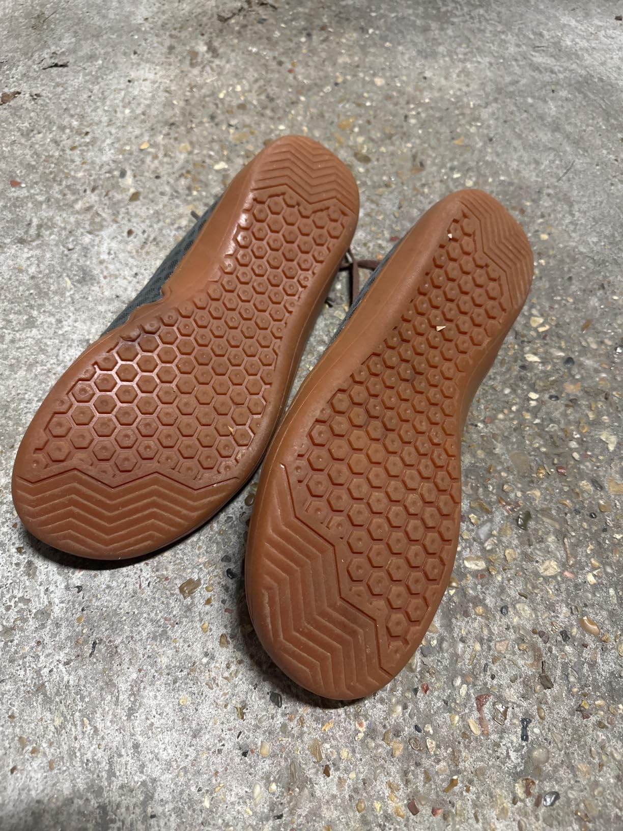 WHITIN water shoes lifestyle wear showing casual street style compatibility