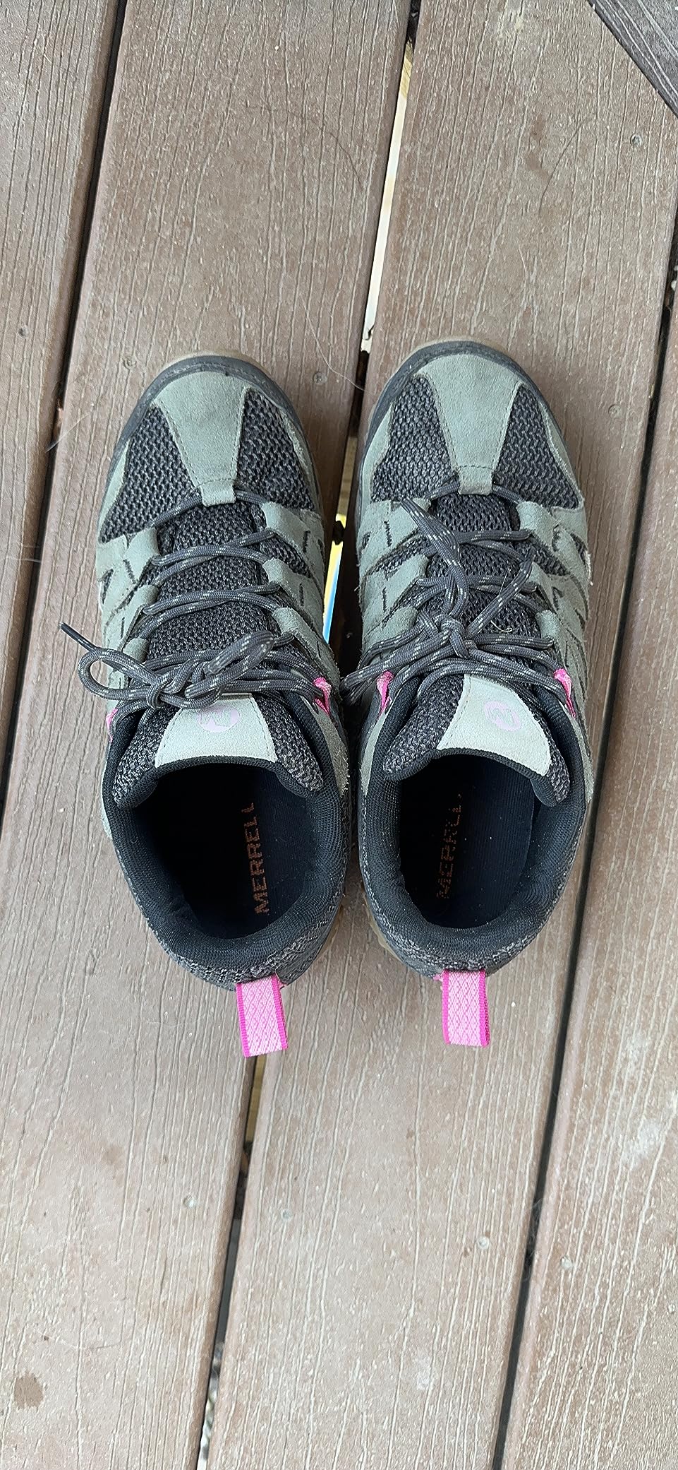 Merrell Alverstone Mud Resistance Test