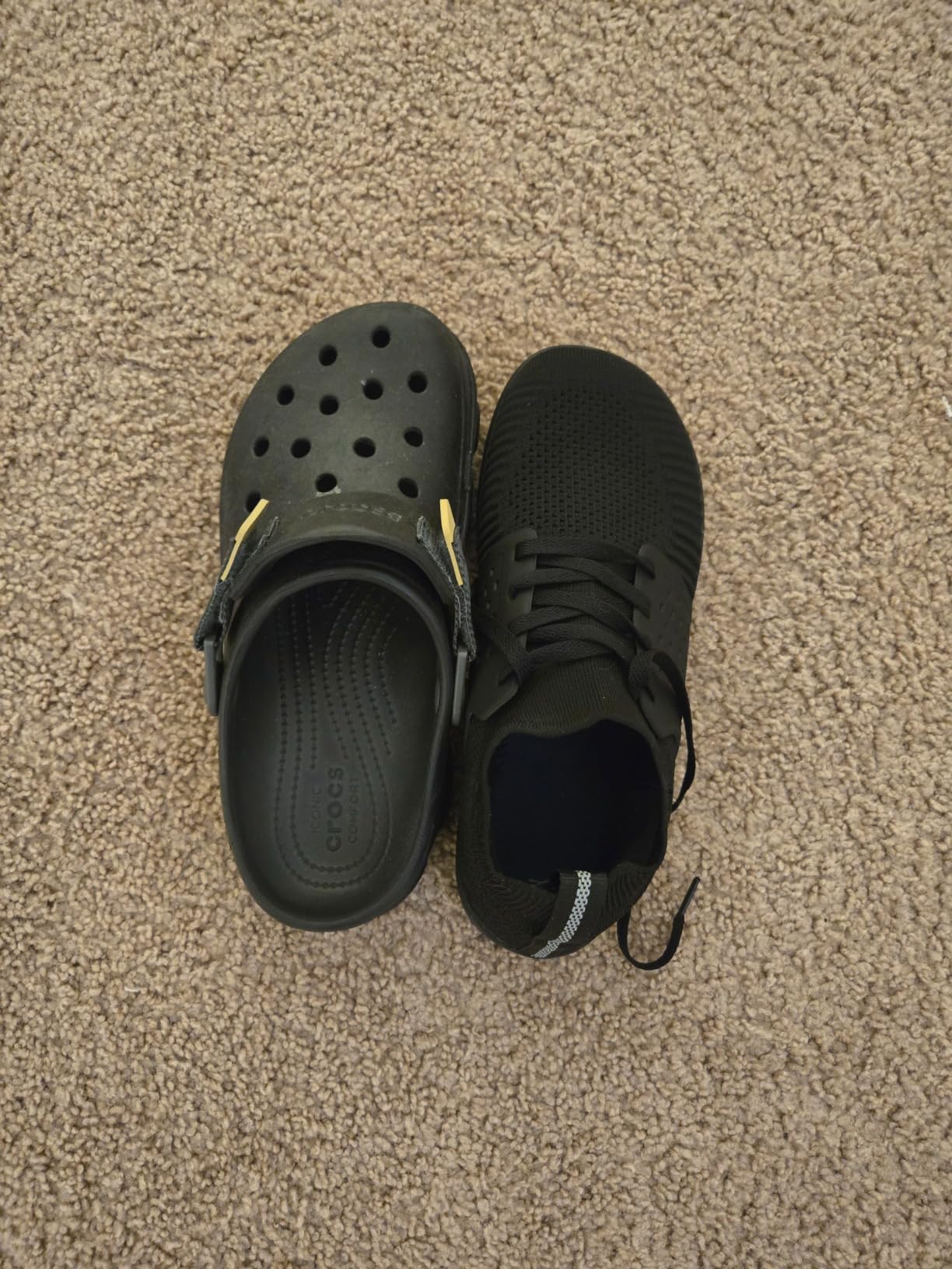 Final hero shot of WHITIN Women's Wide Minimalist Barefoot Shoes showcasing overall design appeal and lifestyle versatility