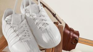 K Swiss Women's Classic Vn Leather Sneaker