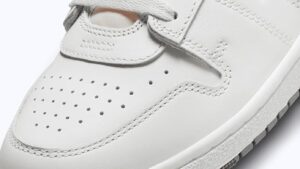 Nike Men's Air Jordan 1 Mid Basketball Shoes