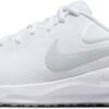 Nike Mens Revolution 7 Sneaker
