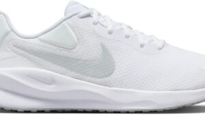 Nike Mens Revolution 7 Sneaker