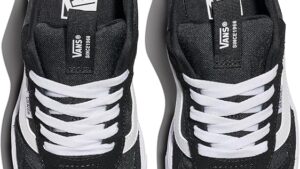Vans Women's Range Exp Sneaker